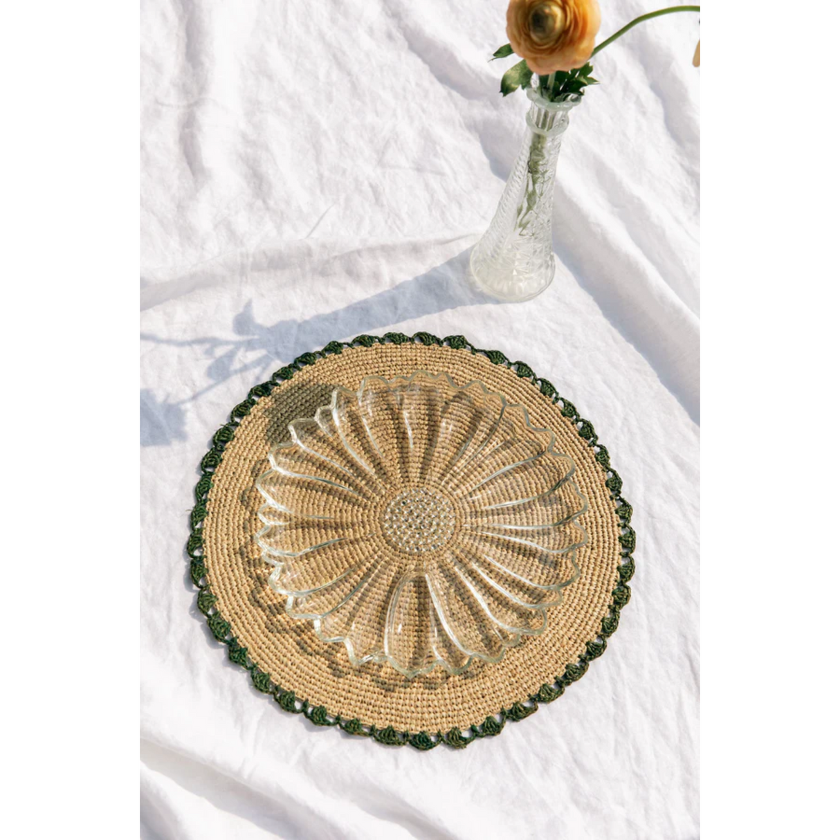 Aura Green edge placemat, Woven raffia tabletop-table top-Parc Decor