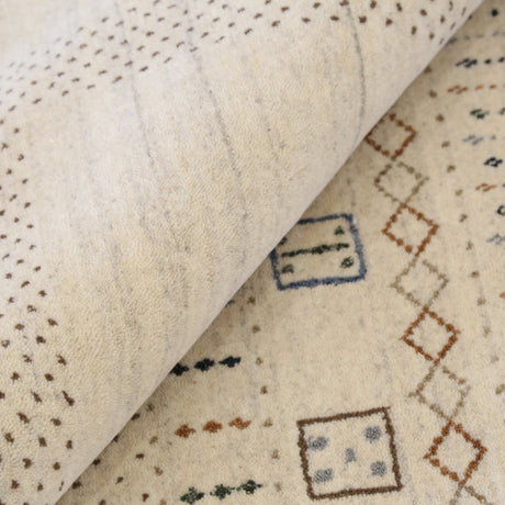 Beige Center Pattern Design Hand Loomed Wool Area Rug