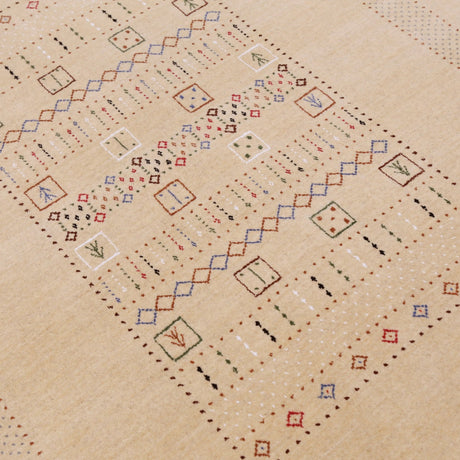 Beige Center Pattern Hand Loomed Wool Area Rug