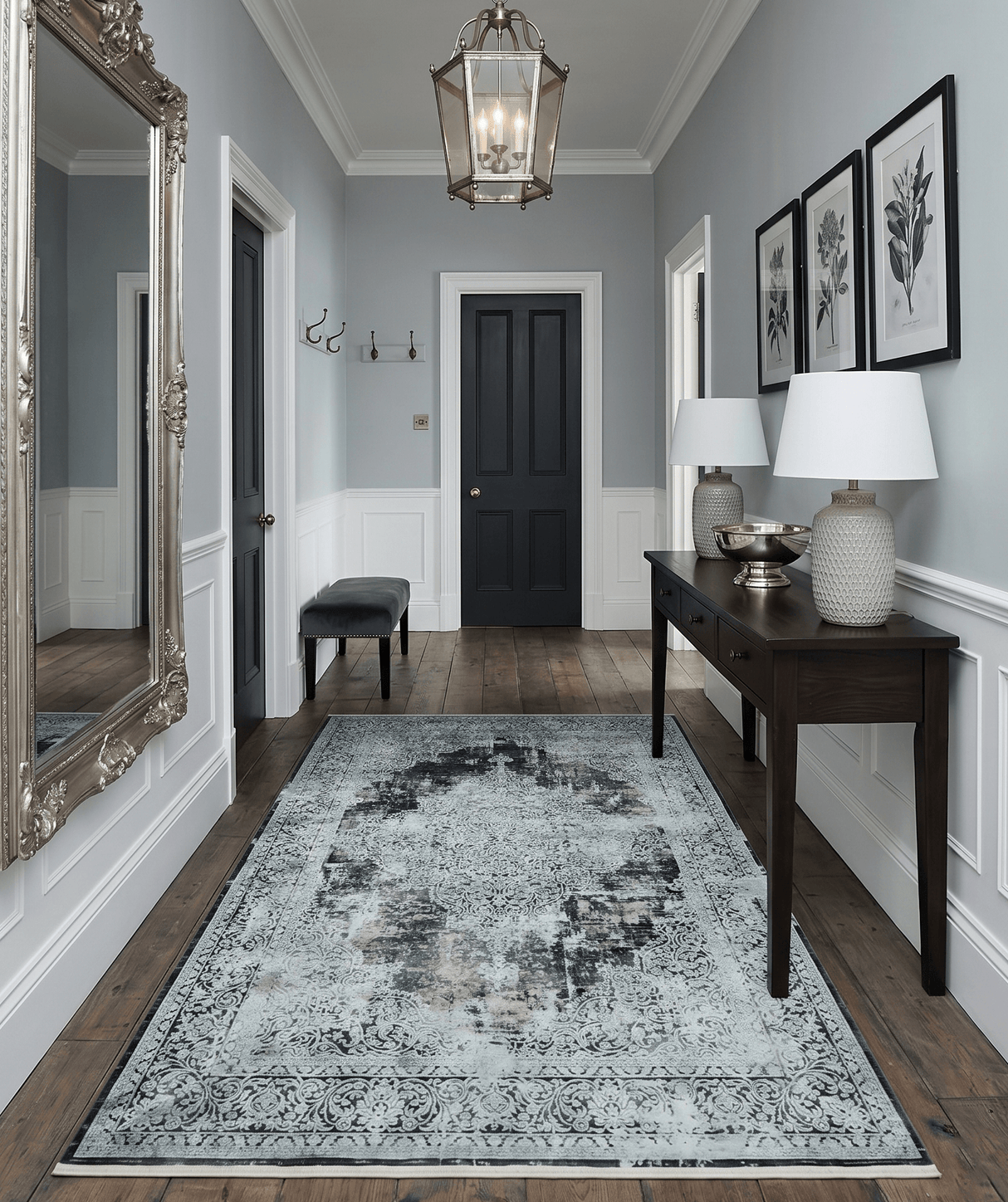 Black and Silver Vintage look Power loomed Art Silk Area Rug