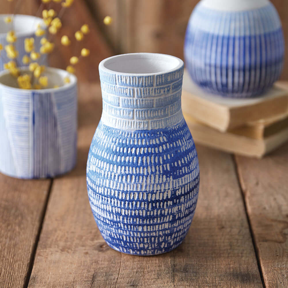 Blue and White Textured Ceramic Vase-vase-Parc Decor