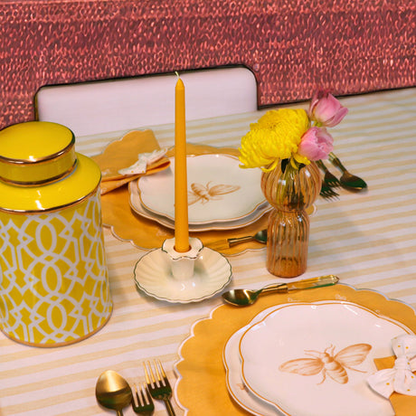 Bumble Homecoming Scalloped Ceramic Starter Plates – Set of 4 (+1 Bonus Plate)