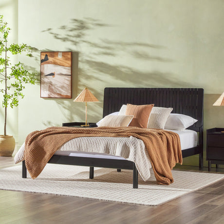 Cama Slatted Headboard Mid-Century Modern Solid Wood Bed