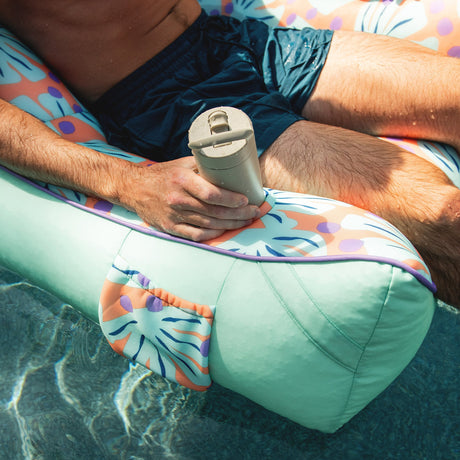 Captain's Float Lounge Chair