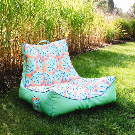 Captain's Float Lounge Chair