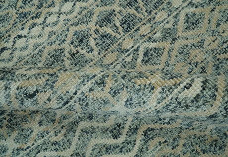 Charcoal, Gray and Beige 5x7 Hand Knotted Southwestern Tribal Trellis wool Rug