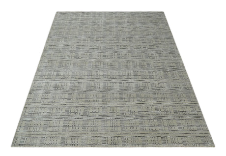 Checkered 8x10 Hand Made Black and Beige Blended Wool Area Rug