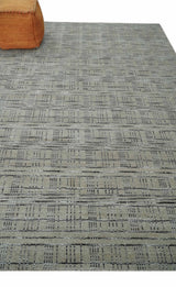Checkered 8x10 Hand Made Black and Beige Blended Wool Area Rug
