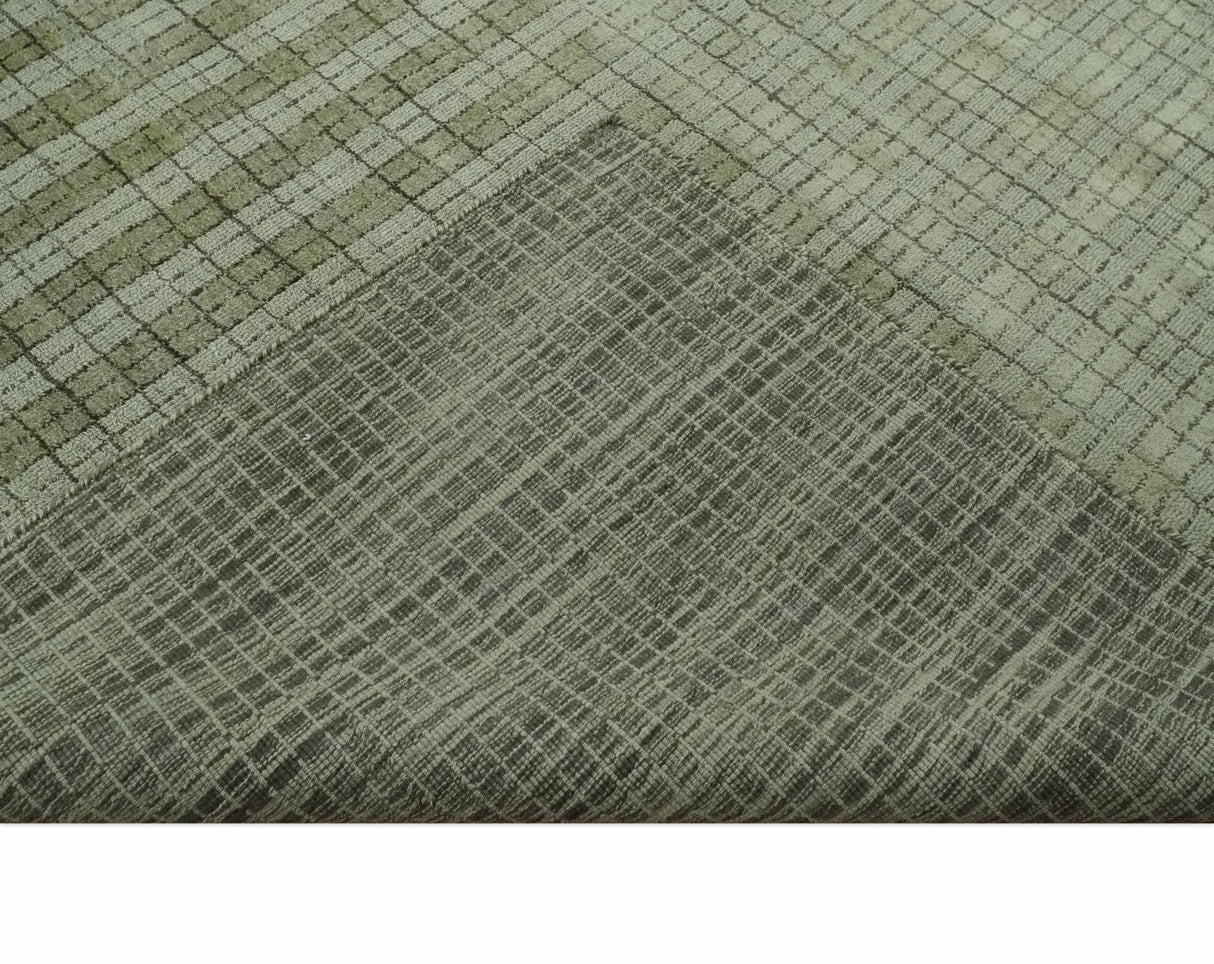 Checkered Olive Green & Beige 8x10 Hand Made Blended Wool Flatwoven Area Rug