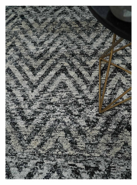 Chevron Silver and Black Shaded 5x8 Bamboo Silk Handwoven Area Rug