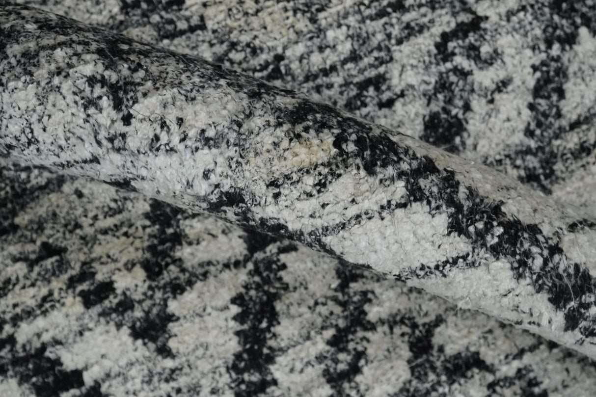 Chevron Silver and Black Shaded 5x8 Bamboo Silk Handwoven Area Rug