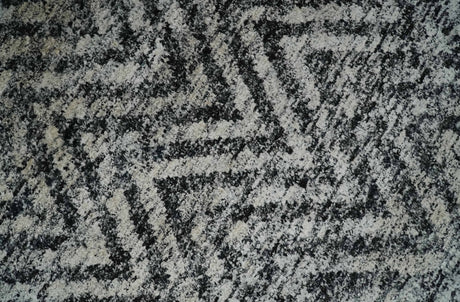 Chevron Silver and Black Shaded 5x8 Bamboo Silk Handwoven Area Rug