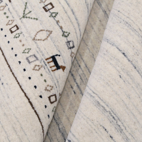 Contemporary Ivory Design Hand Loomed Wool Rug