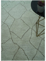 Contemporary Pattern Brown And Ivory Hand Tufted 8x10 Wool Rug