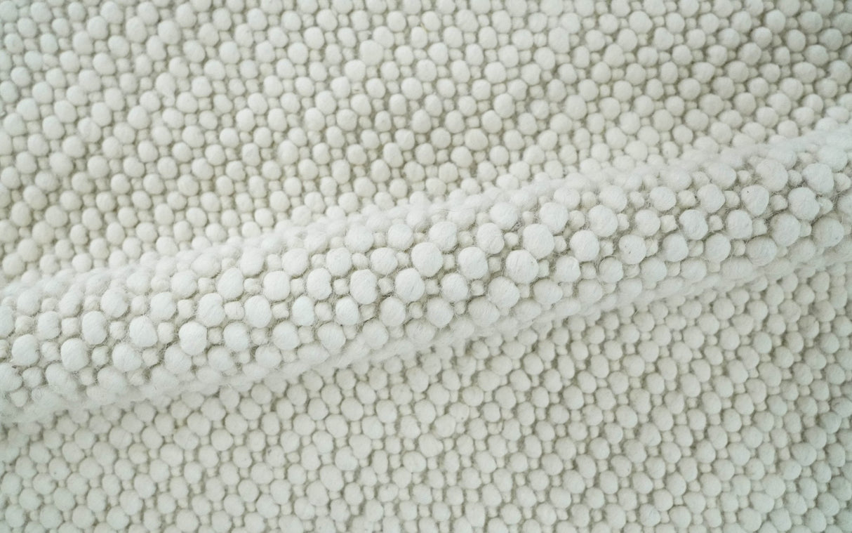 Contemporary Solid Design Ivory Handwoven Wool Area Rug