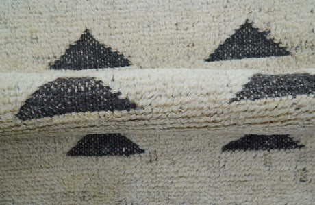 Custom Made Contemporary Design Black And Beige Hand knotted wool Area Rug