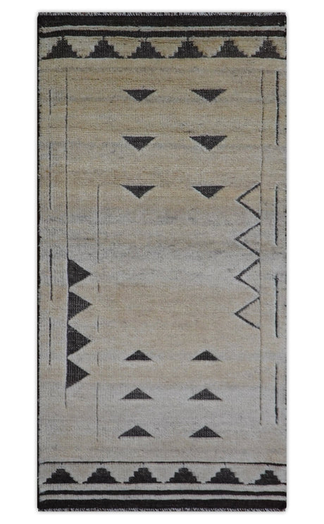 Custom Made Contemporary Design Black And Beige Hand knotted wool Area Rug