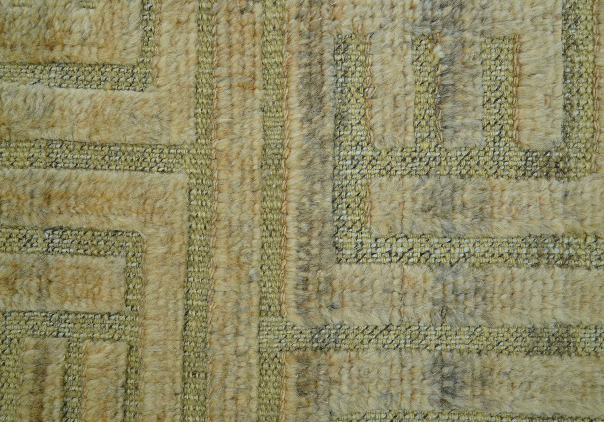 Custom Made Contemporary Design Gray And Wheat Hand knotted wool Area Rug