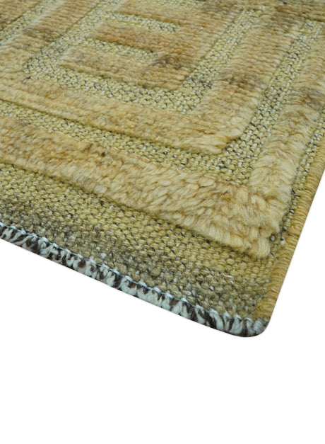 Custom Made Contemporary Design Gray And Wheat Hand knotted wool Area Rug