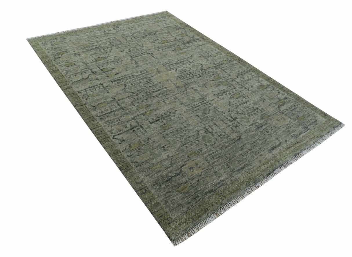 Custom Made Rug Modern Transitional Design Beige And Green Hand Knotted wool