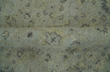 Distress Finished Beige, Silver and Charcoal 8x10 Traditional Wool Rug