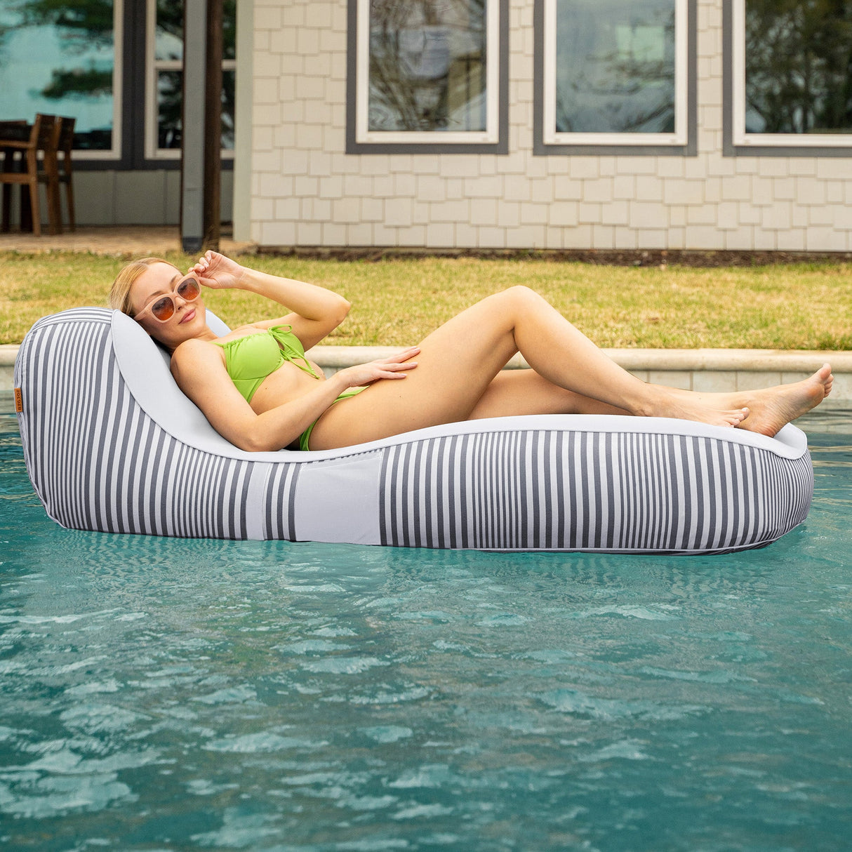 Dryside™ Lounger Inflatable Pool Float