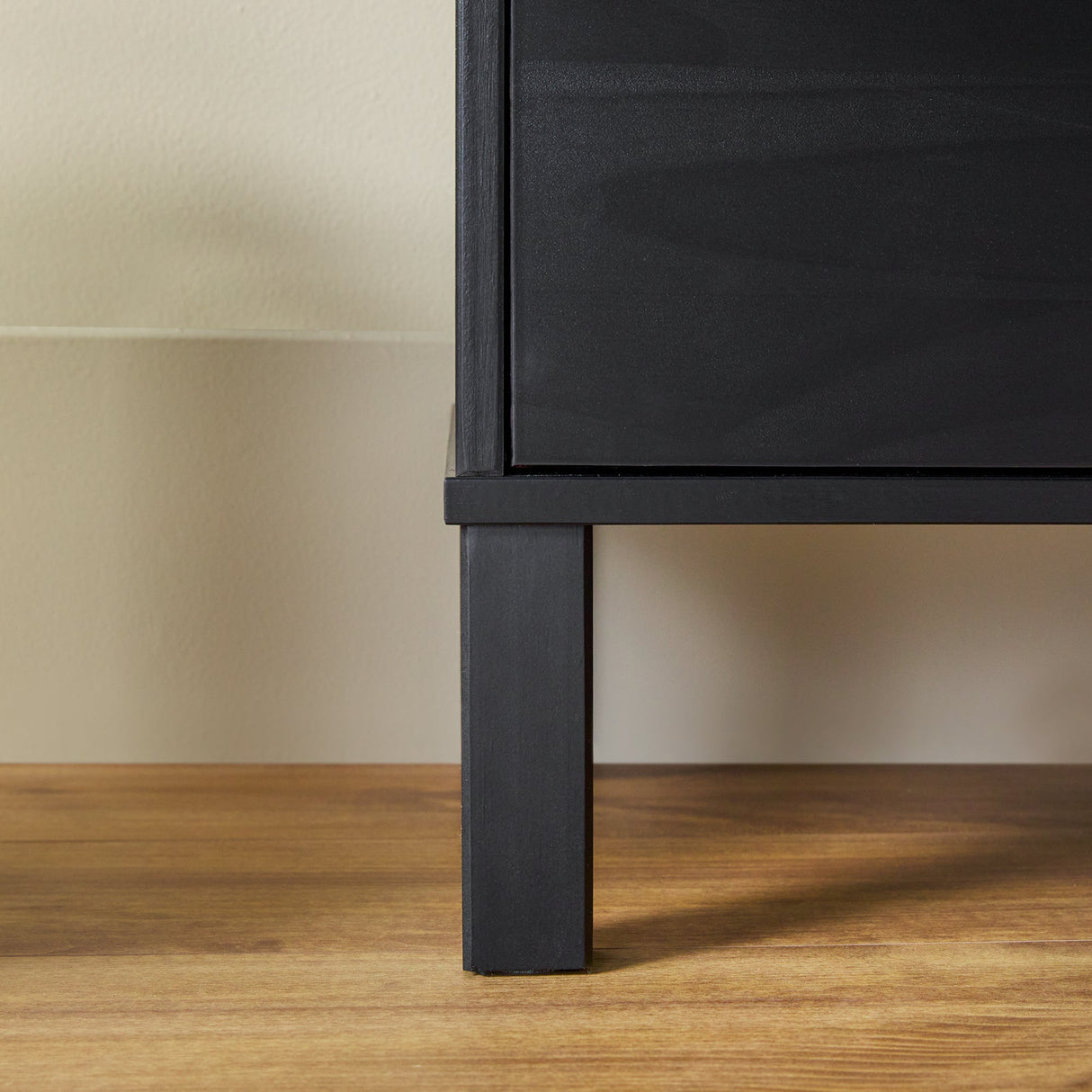 Elias Modern Curved-Frame Solid Wood Nightstand-Bedroom-Parc Decor