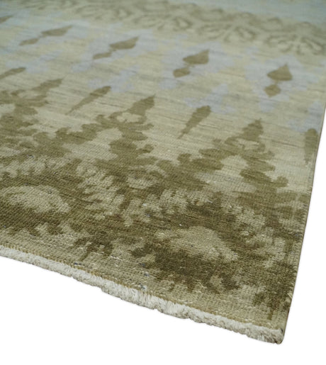 Fine Green 8x10 Hand Knotted Beige, Olive and Silver Traditional Wool Rug