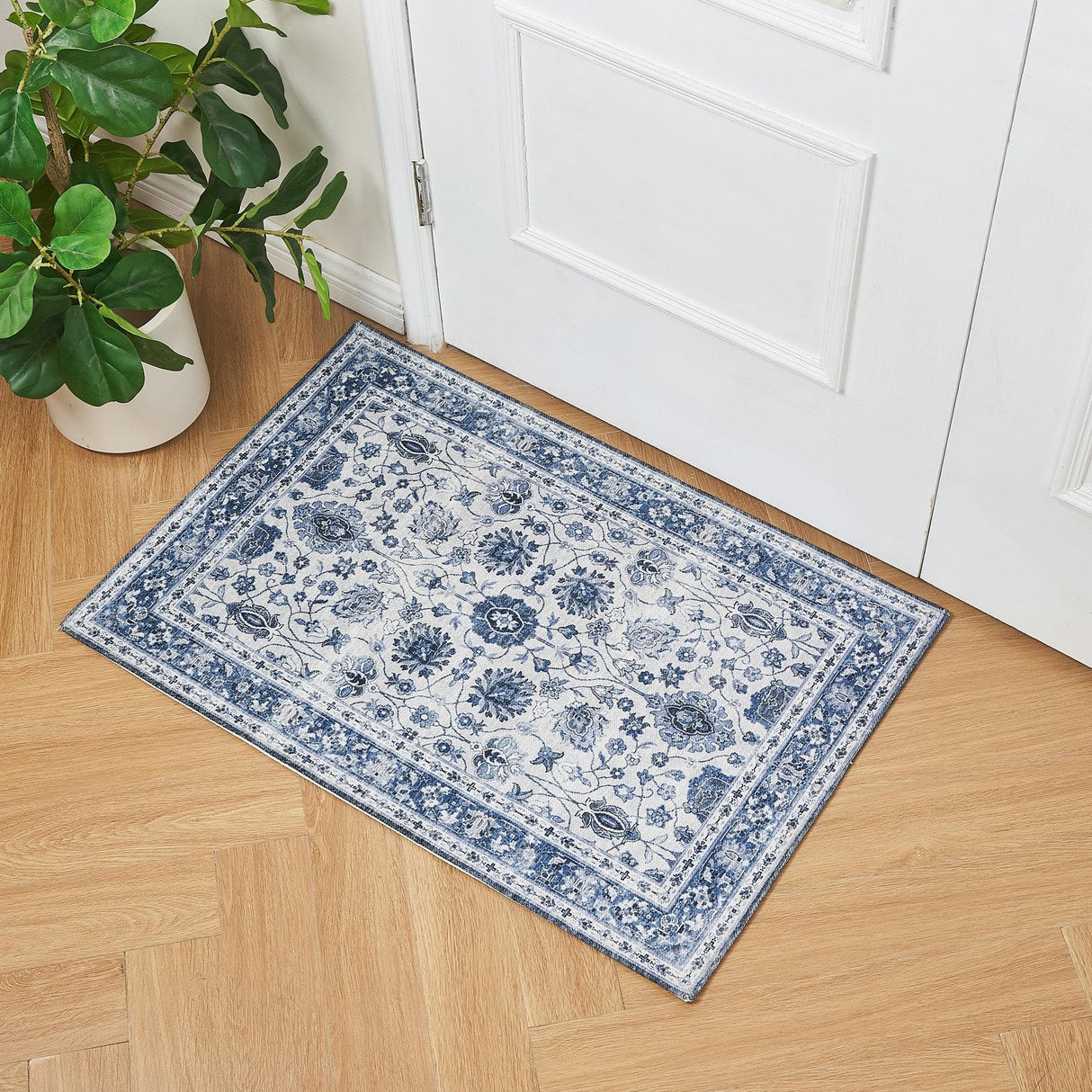 Floral Machine Washable Accent Rug 2' x 3' - Matra Collection-Rugs-Parc Decor