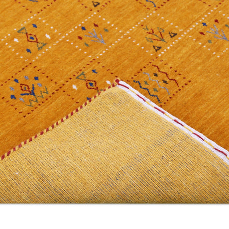 Gold Center Pattern Hand Loomed Wool Area Rug