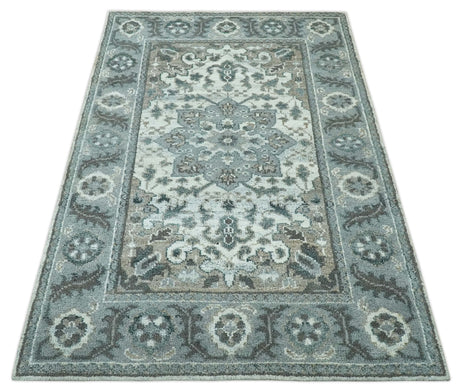 Gray and Ivory Traditional Heriz Hand Knotted 5x8 wool area rug