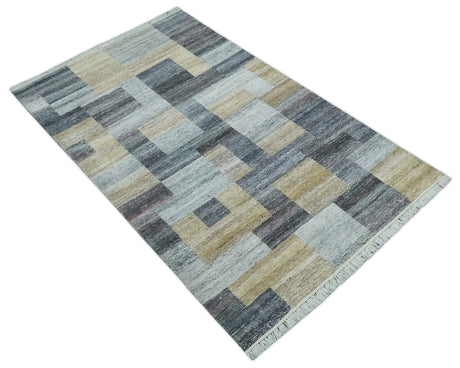 Gray, Charcoal, Ivory and Beige Modern Geometrical 5x8 Pet yarn Area Rug