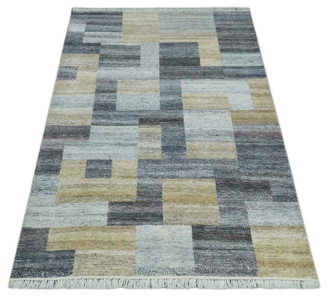 Gray, Charcoal, Ivory and Beige Modern Geometrical 5x8 Pet yarn Area Rug