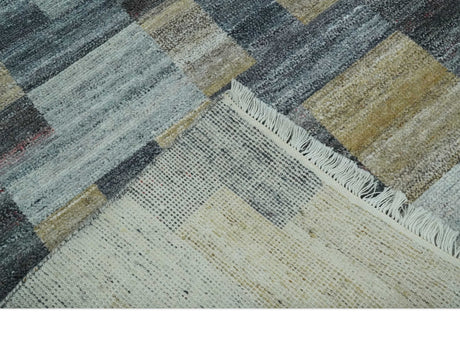 Gray, Charcoal, Ivory and Beige Modern Geometrical 5x8 Pet yarn Area Rug