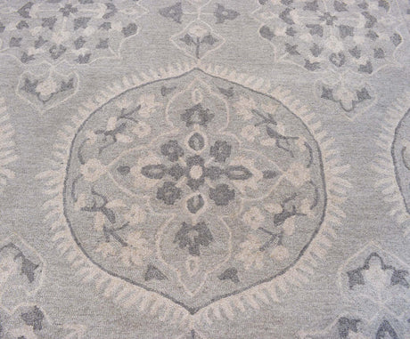 Gray Traditional Style Hand Tufted Wool 5x8 Area Rug
