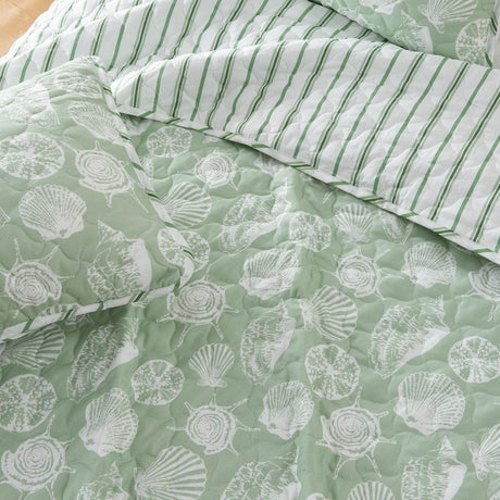 Green Seashell Quilt - Emerald Bay-Quilts-Parc Decor