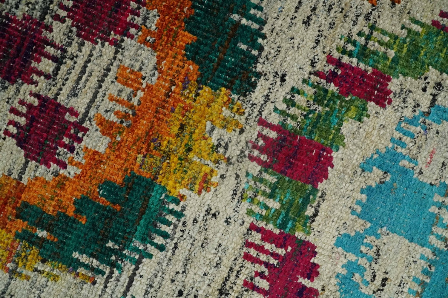 Hand Knotted 4.5x6.5 Multicolor Persian Recycled Silk Area Rug