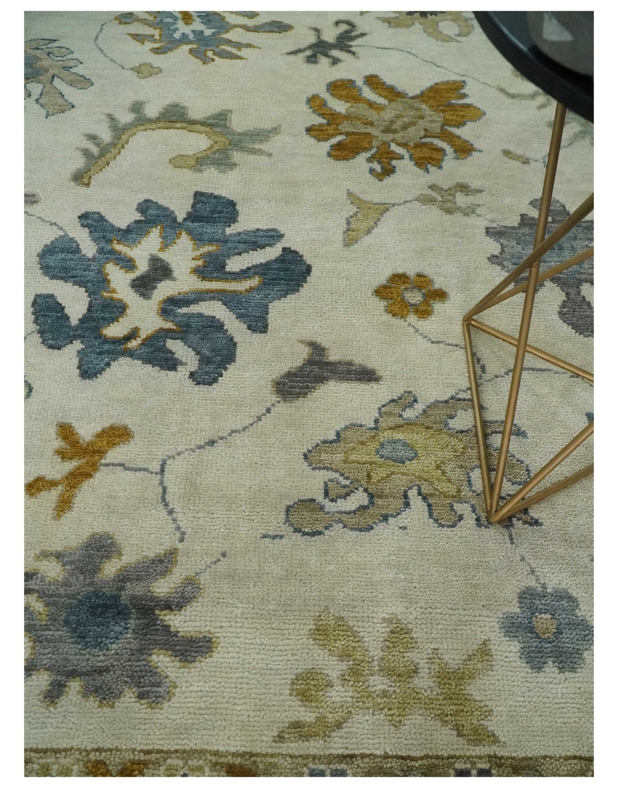 Hand Knotted Beige And Gray Traditional Oushak Wool Rug