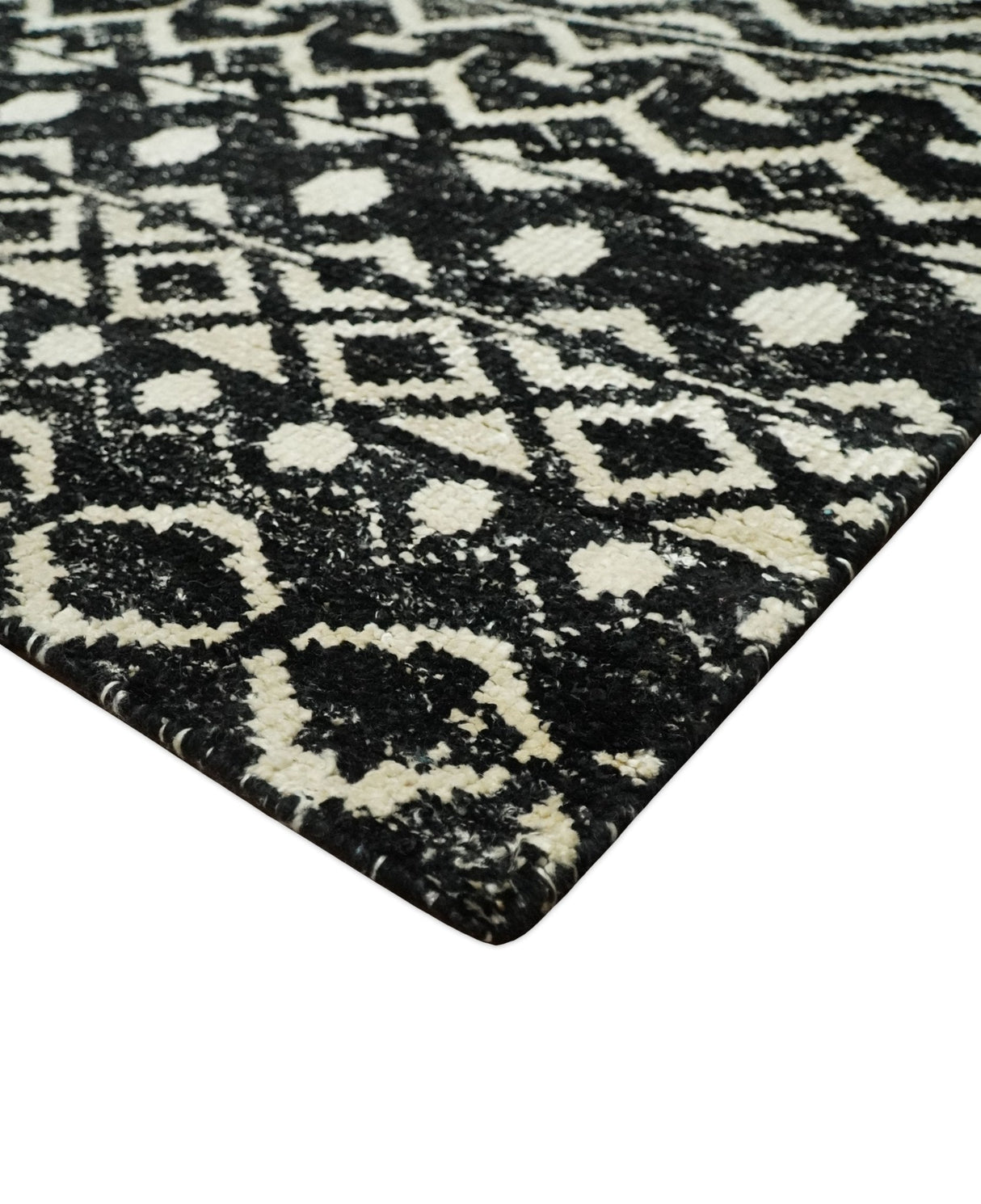 Hand Knotted Black and Ivory Modern Contemporary Southwestern Tribal Trellis Recycled Silk Area Rug