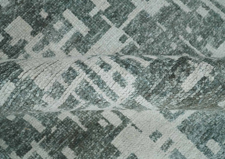 Hand Knotted Silver and Gray 5x8 Modern Abstract Contemporary Recycled Silk Area Rug