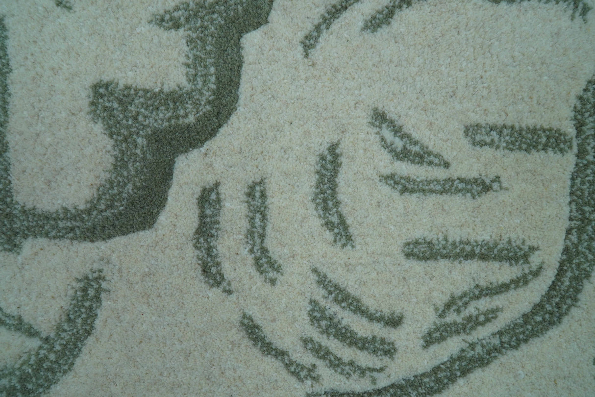 Hand Tufted White Animal Elephant 2x3 Wool Area Rug-Parc Decor