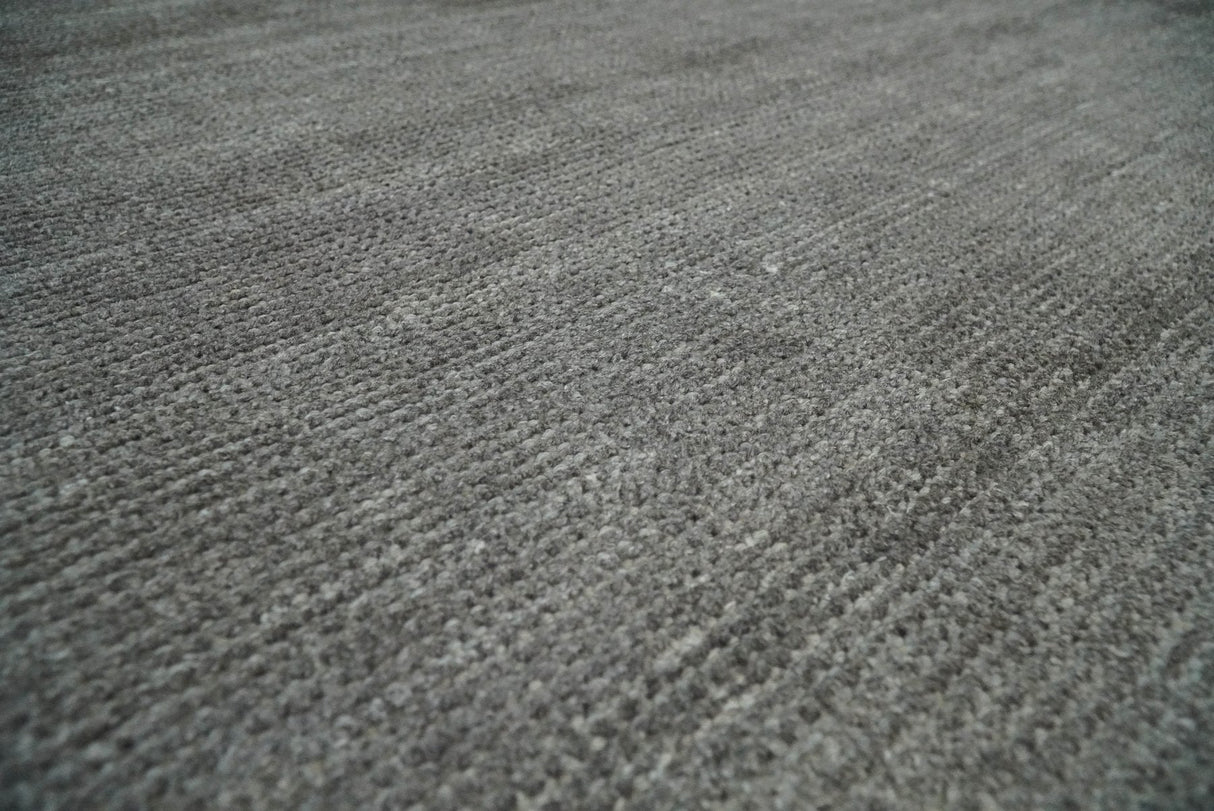 Hand Woven Solid Gray Blended Wool Area Rug