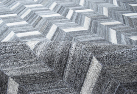 Handmade 5x8 Gray and Ivory Chevron Viscose Area Rug