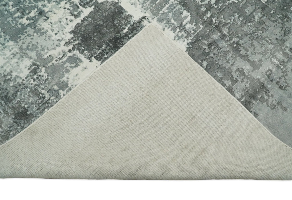 Handmade 8x10 Ivory, gray and Charcoal Blended Wool and Bamboo Silk Area Rug