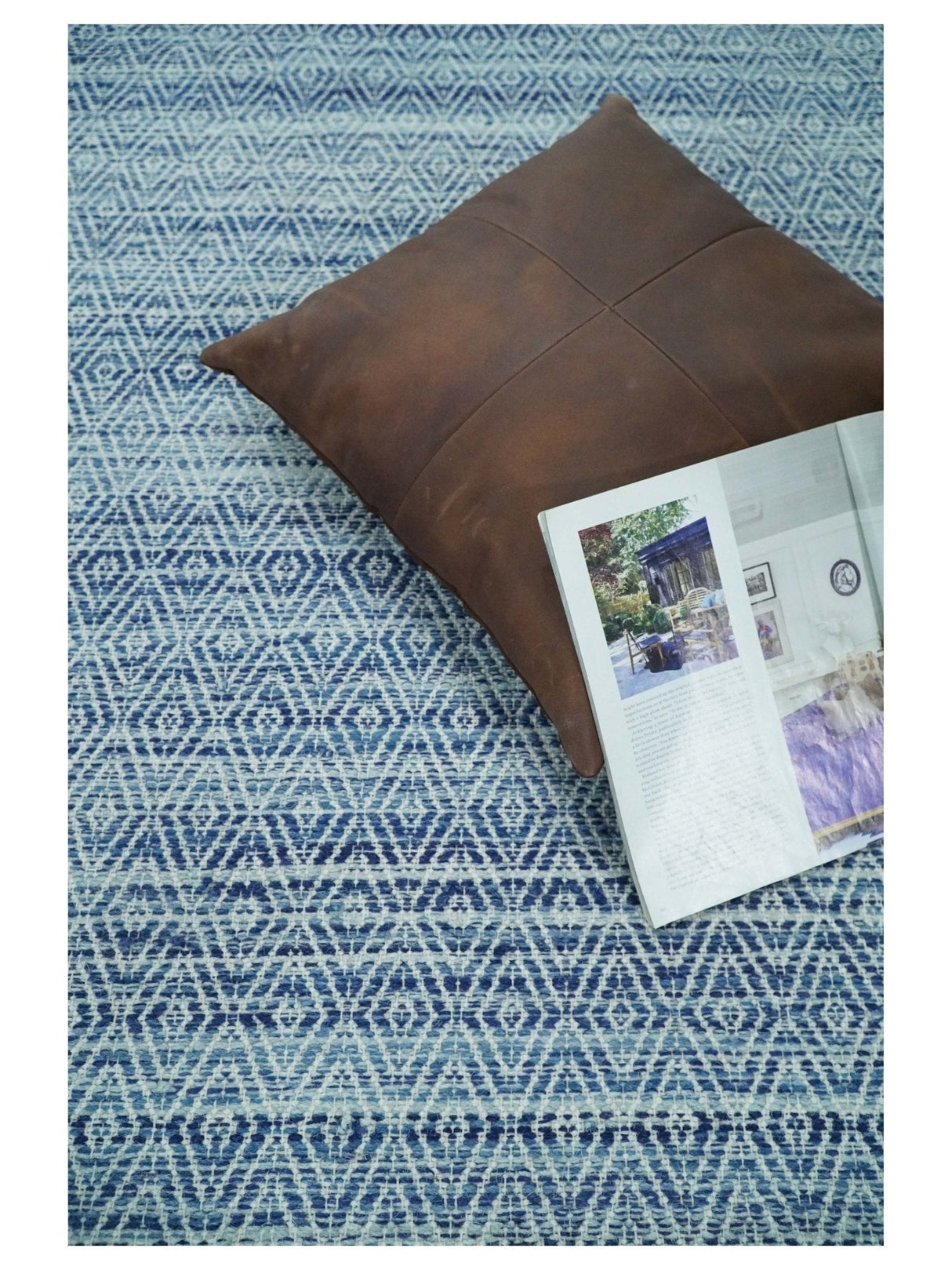 Handmade Boho Ivory and Blue Wool Blend Dhurrie Rug
