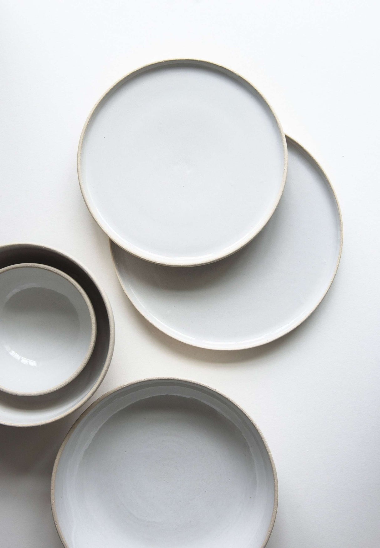 Handmade Stoneware Plates-Parc Decor