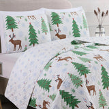 Holiday Quilt - Holly Collection