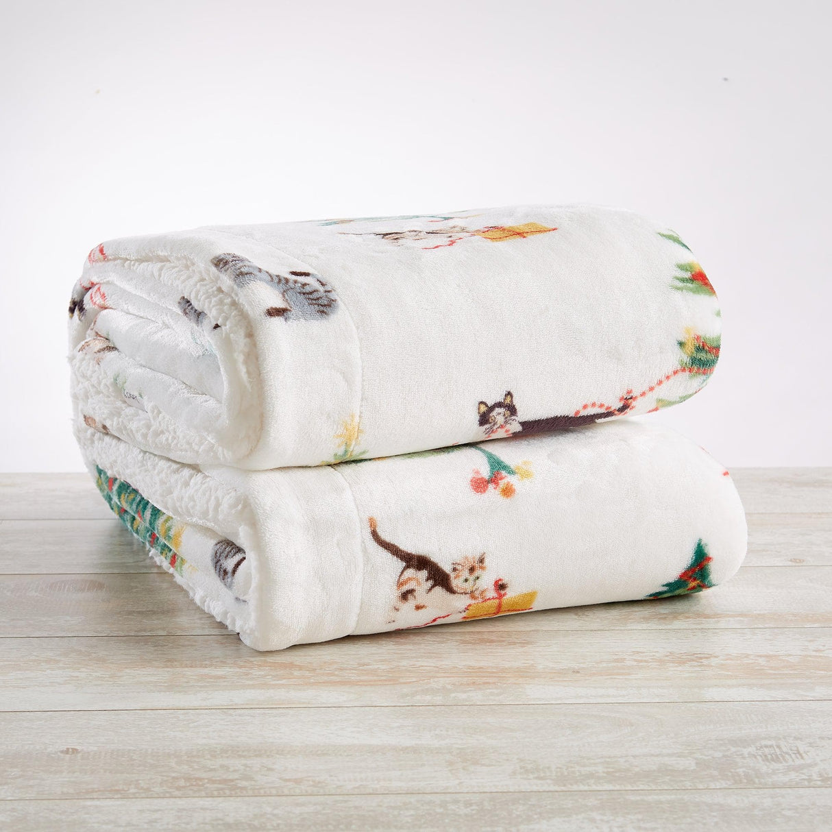 Holiday Sherpa Throw - Esmay Collection