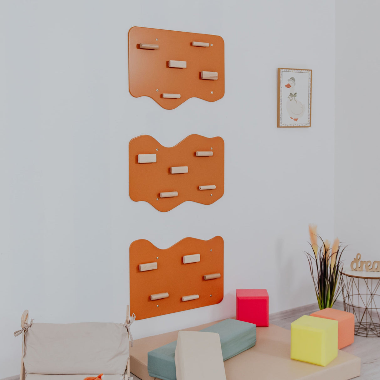 Indoor Rock Wall with Cloud-Shaped Panels & Wooden Climbing Holds for Kids 3-10-Climbing Set-Parc Decor
