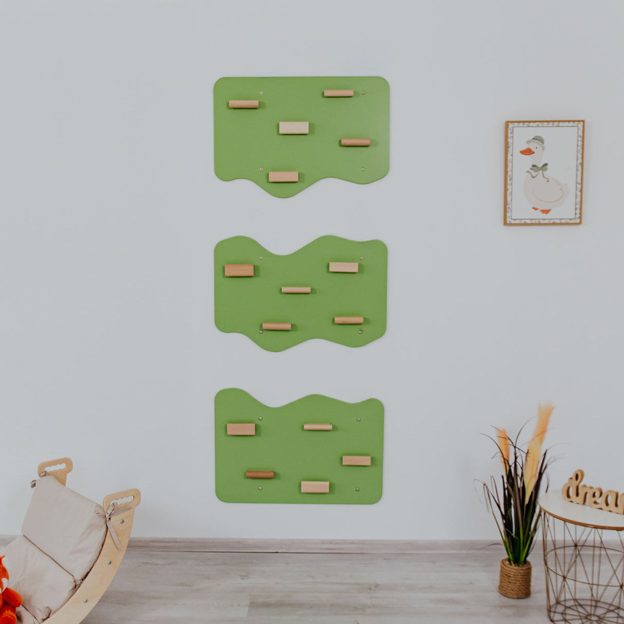 Indoor Rock Wall with Cloud-Shaped Panels & Wooden Climbing Holds for Kids 3-10-Climbing Set-Parc Decor